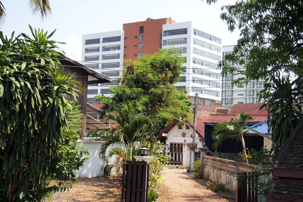 Villa Lao Vientiane Exteriér fotografie